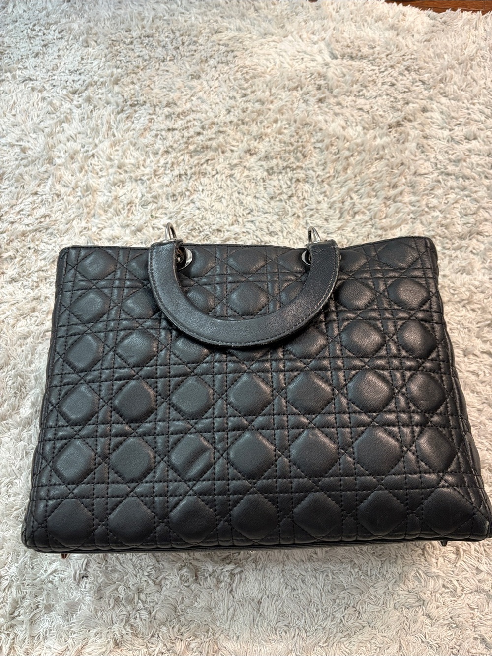 Black Quilted Leather Satchel Handbag - Designer Style - Picture 13 of 13